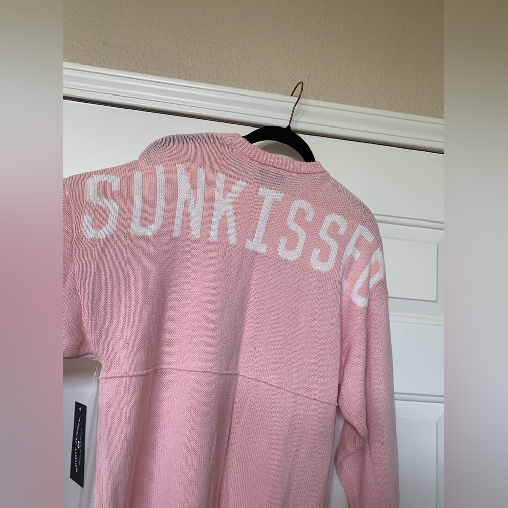 Spirit Jersey SUNKISSED Baby Pink Sweater NWT 🌴